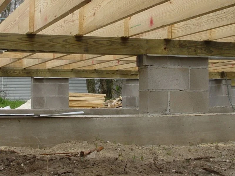 Foundation Repair in SE Paradise Point RD Crystal Lake, FL